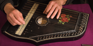 Sound-of-Silence-5-chord-featured-image