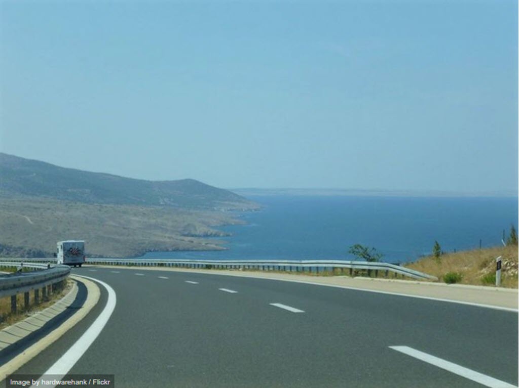 world's most dangerous roads