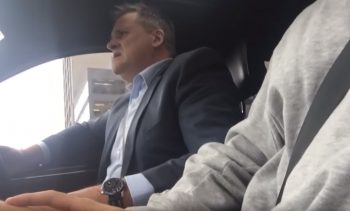 Angry dad honk if you're horny sign on jeep prank