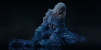 Christina Aguilera reflection Mulan