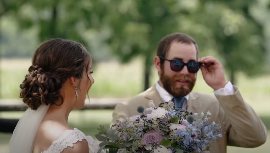 colorblind-glasses-bride-groom-wedding