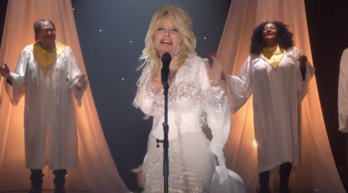 Dolly Parton I Still Believe with gospel Choir