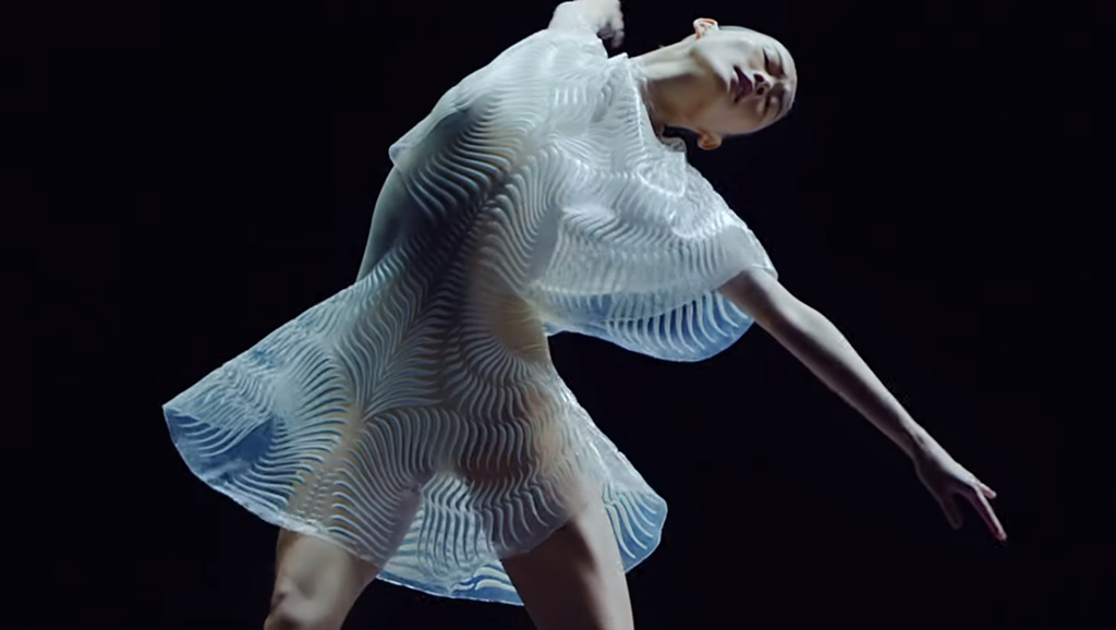 dutch-national-ballet-iris-van-herpen-biomimicry-short-film-1