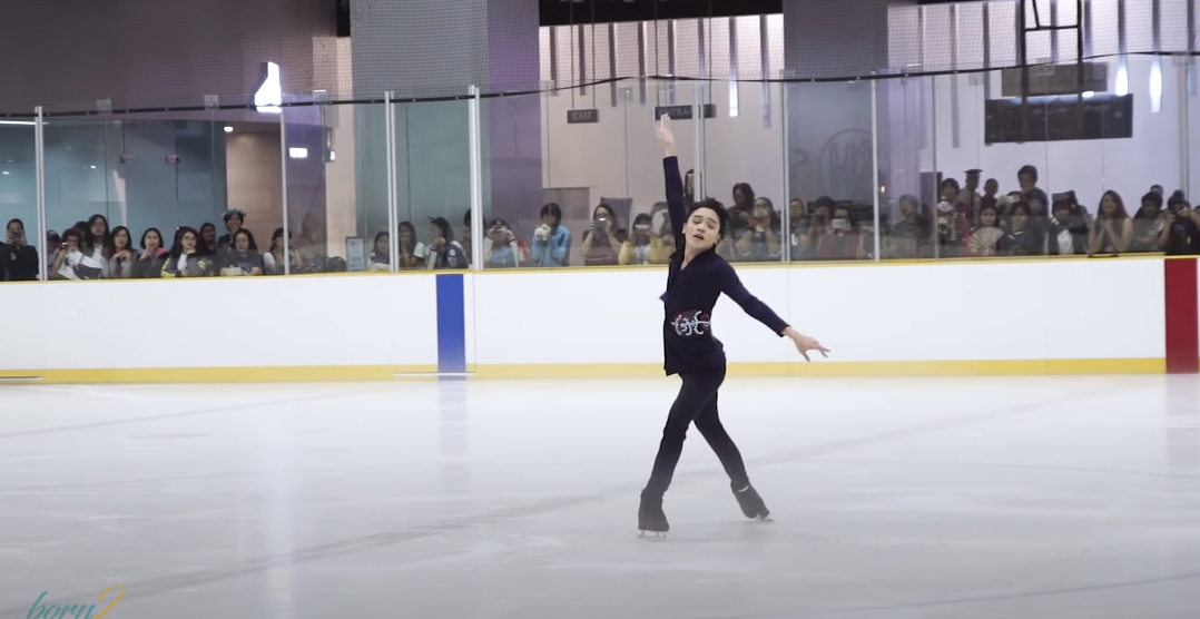 enchanting-yuri-performance