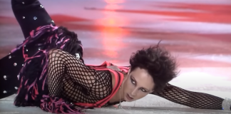 figure-skating-johnny-weir-bad-romance-video-featured-image