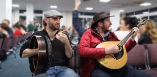galway-girl-irish-flight-delay-featured-image