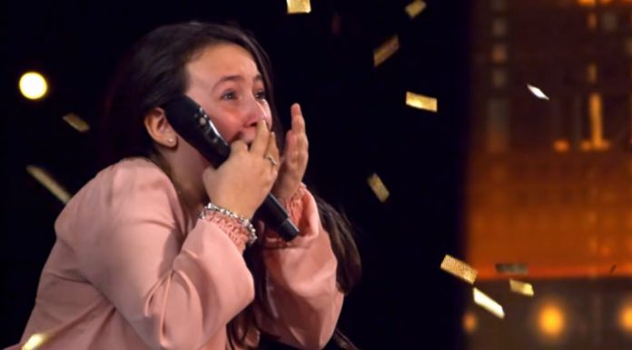 Roberta Battaglia 's Golden Buzzer moment