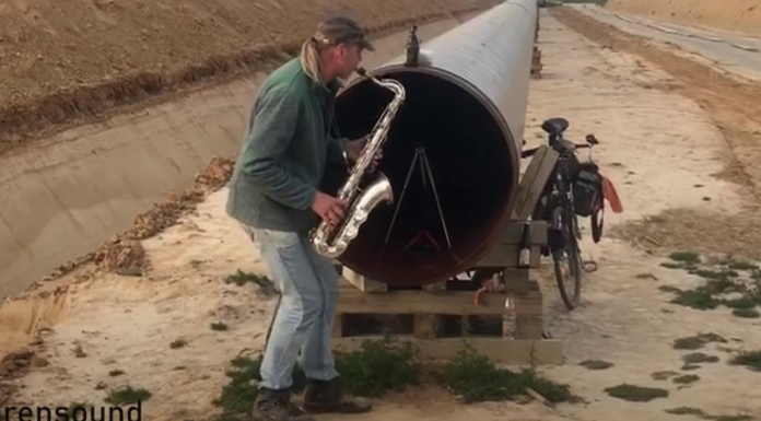 guy-playing-saxophone-featured-image