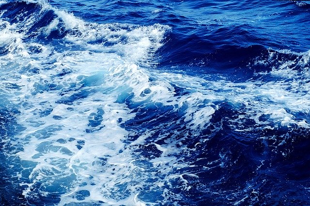 How color blue makes you feel ocean waves