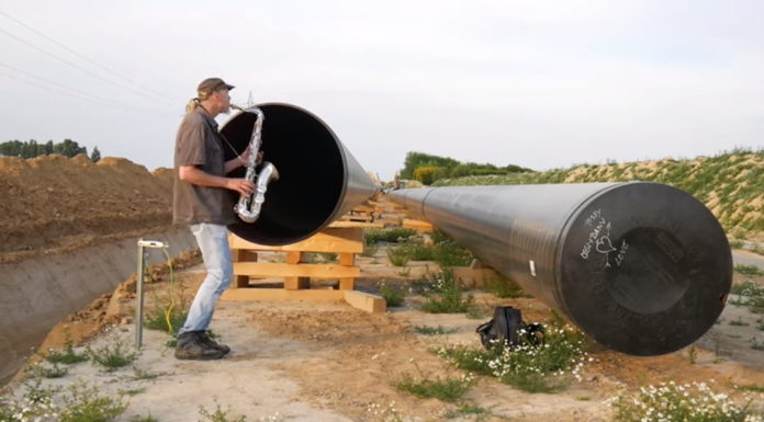 Pipeline funk Armin Kupper saxophone gas pipes musician